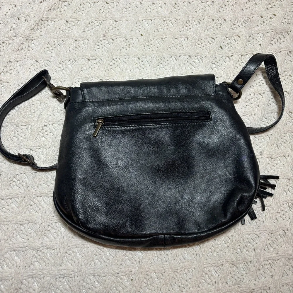 Vero Pelle Italian Made Leather Handbag Black Solid Tassel Flap Crossbody Purse - Picture 3 of 12